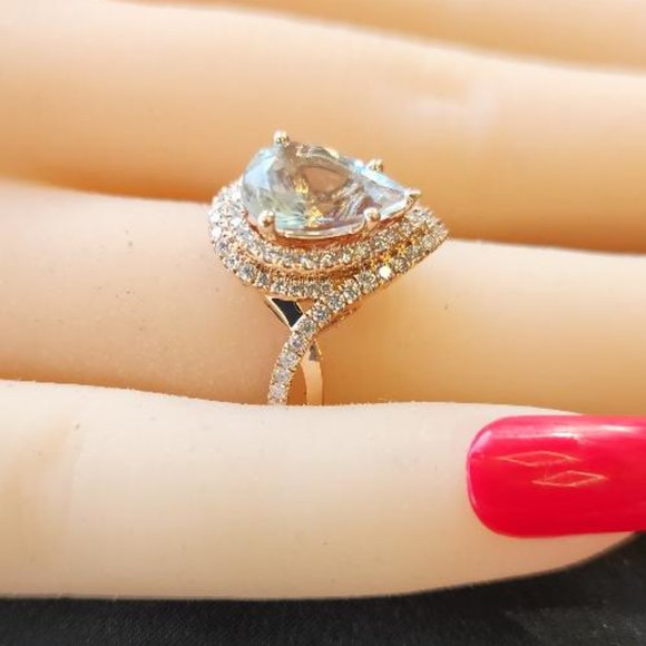 14K rose gold ring with aquamarine stone and diamonds halo - Picture 8 of 15